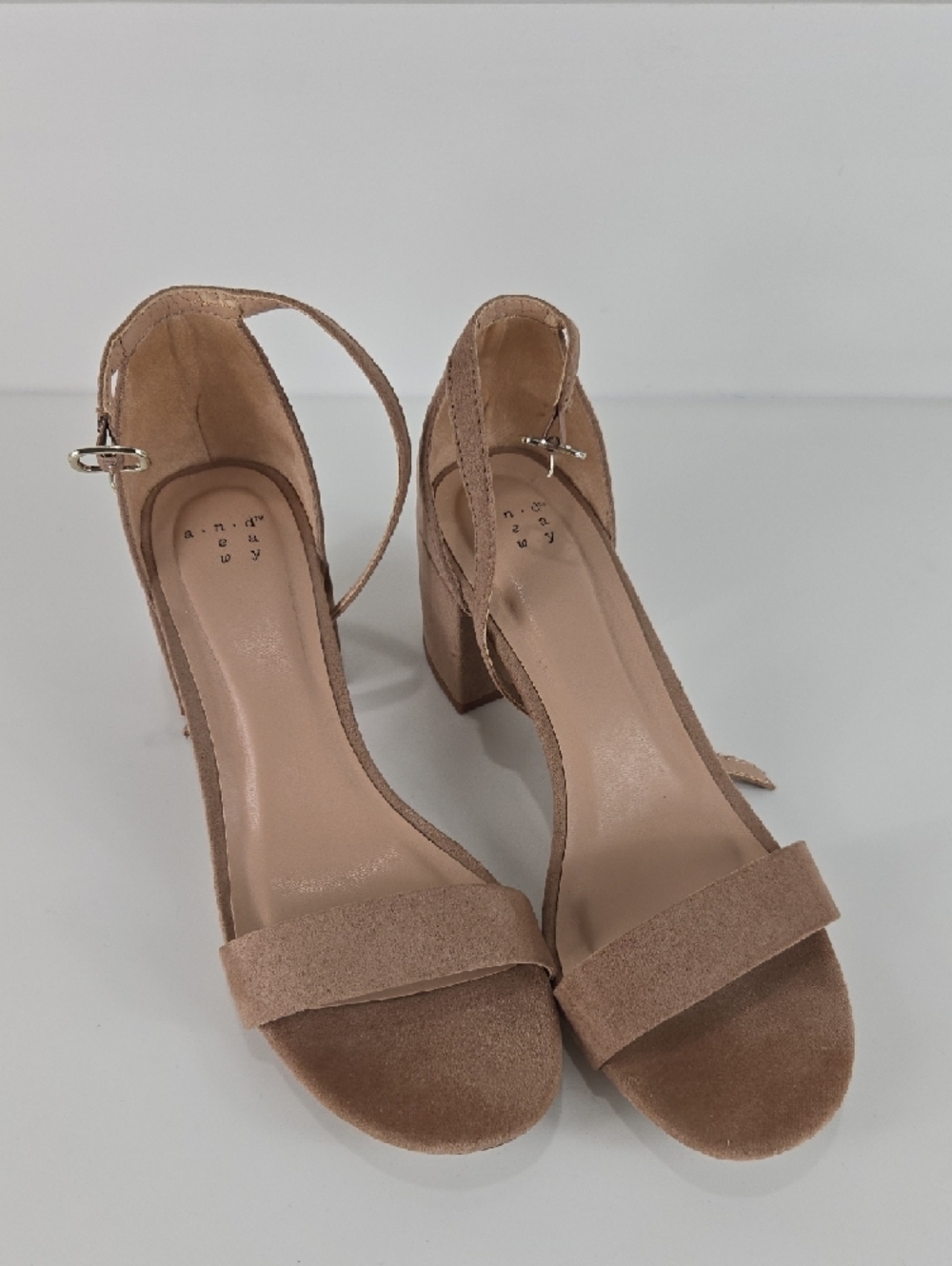 A New Day Heels Nude & Black Size 7.5 - Picture 4 of 13